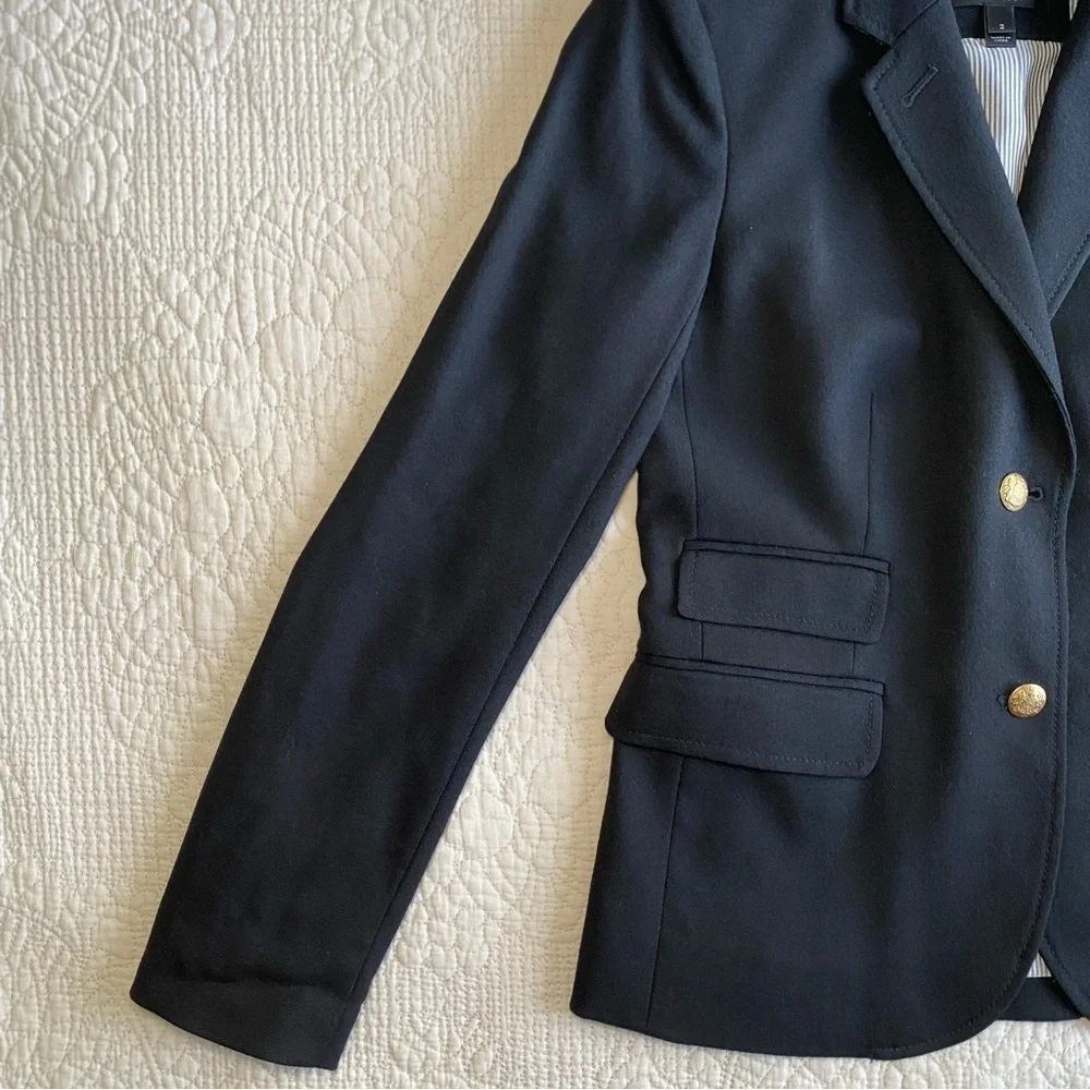 J. CREW Women’s Black Schoolboy Gold tone Buttons Wool Blazer Size 2